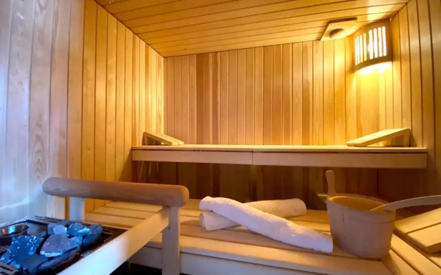 Snowboarders Palace
