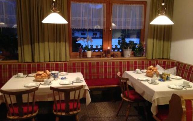 Gmnder Klause Pension