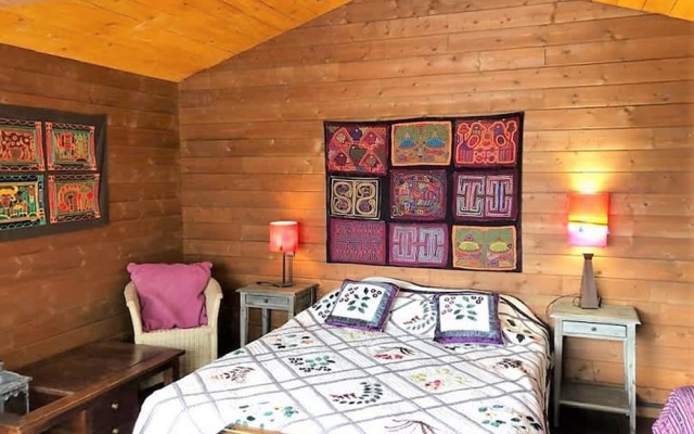 Villa Near Avignon With Separate Suites