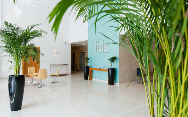 ibis Abu Dhabi Gate