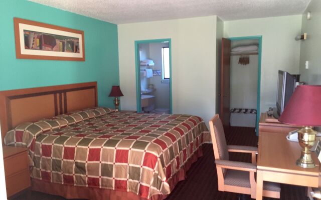 Klamath Motor Lodge