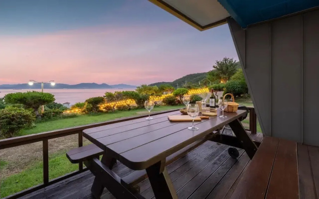 Yeosu Falling in Blue Ocean View Pension