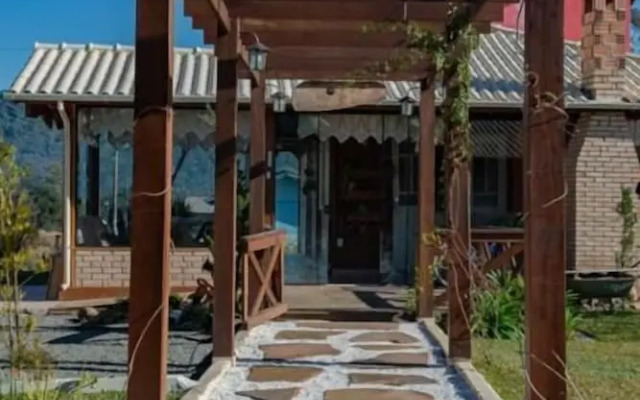 Pousada Requinte Serrano