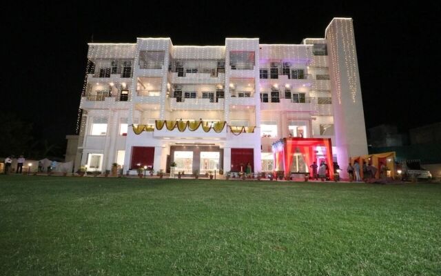 Genx Crescent Lucknow