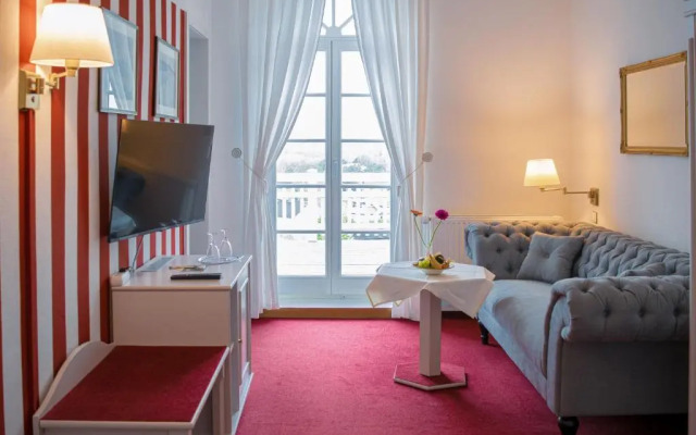 Hotel Weißes Schloss