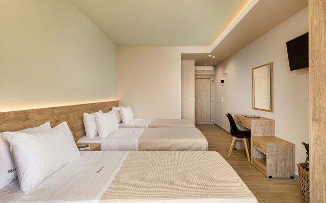 Makris Luxury Rooms
