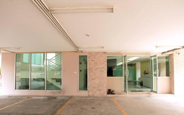 Meesook Residence