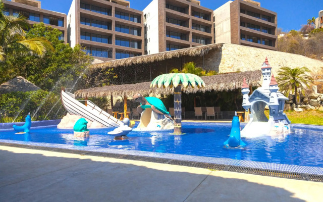 Coral Blue Huatulco All Inclusive