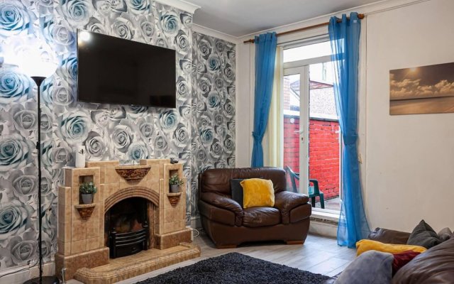 Captivating 5-bed House in Horwich Bolton
