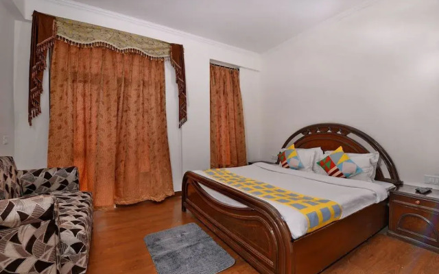 OYO Home 39479 Decent Studio Sehatpur