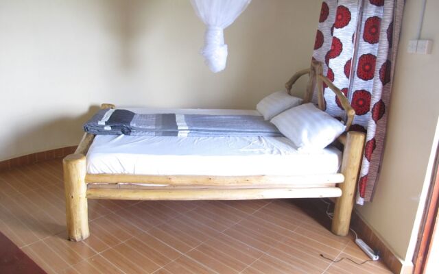 Nyamunyonyi Lake Resort