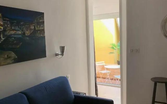 Studio terrasse rue piétonne Ajaccio
