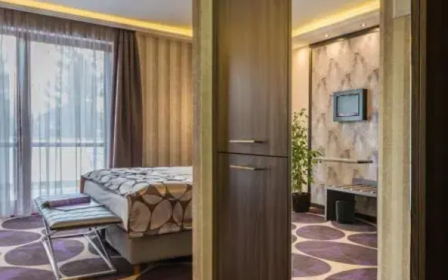 Victoria Garden Hotel és Étterem