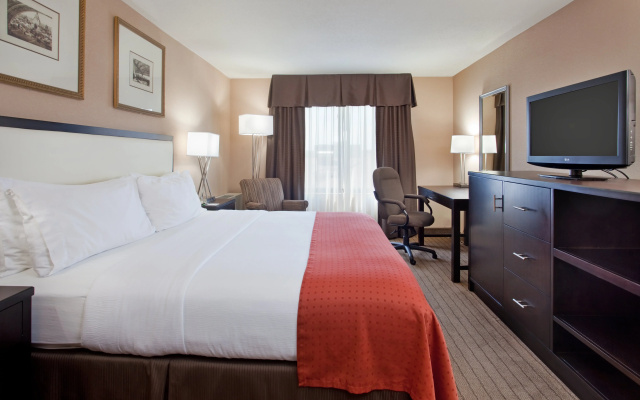 Holiday Inn At The Plaza