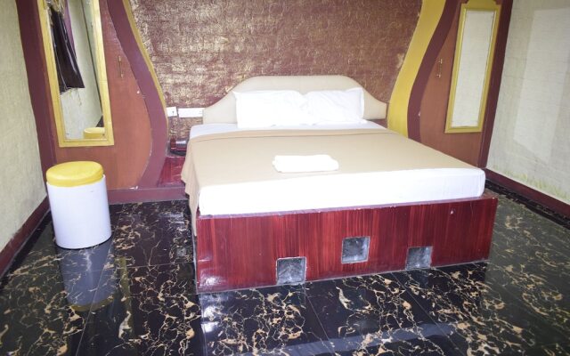 Navagiraga Resorts & Hotel