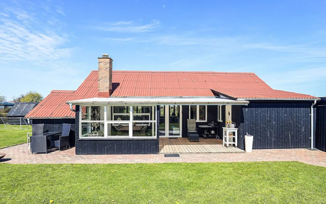 6 Person Holiday Home in Vinderup