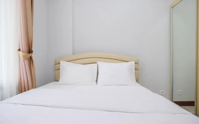 Comfort And Modern 2Br At Royal Heights Apartment
