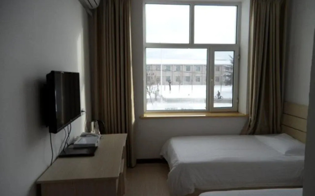 Changbai Mountain Jixiang Hotel