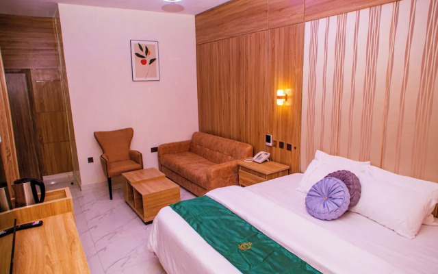 Greenview Hotel and Apartment