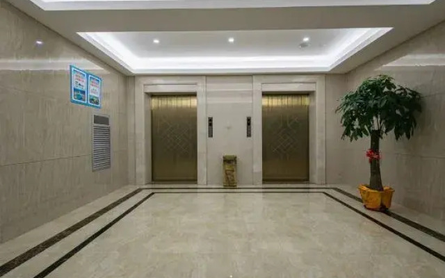 Yangjiang Guanhua Hotel (Hailing Island Dajiaowan)
