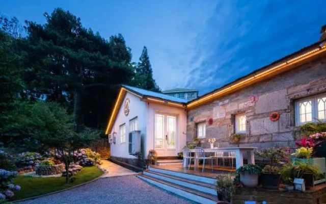 Lushan Yanshi Garden Villa