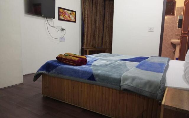 Hadimba Way Manali - Best Family Hotel