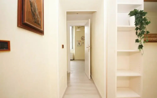 Rafael House by Ghor