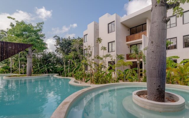 Condo Ophelia by mYYc