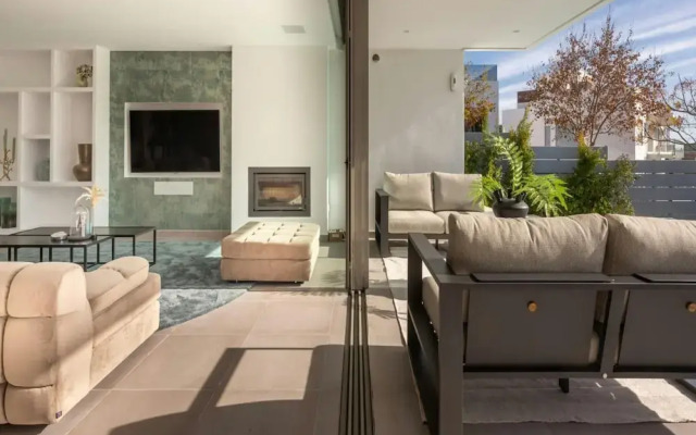 Villa in Carrer del Kiwi