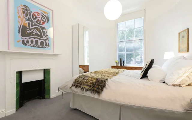 JOIVY Elegant 1-bed flat in Islington, sleeps 2