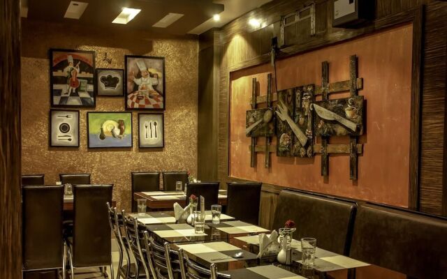 Rajnandini Hotel and Banquet