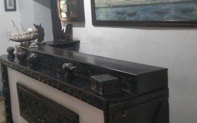 Warere Town House