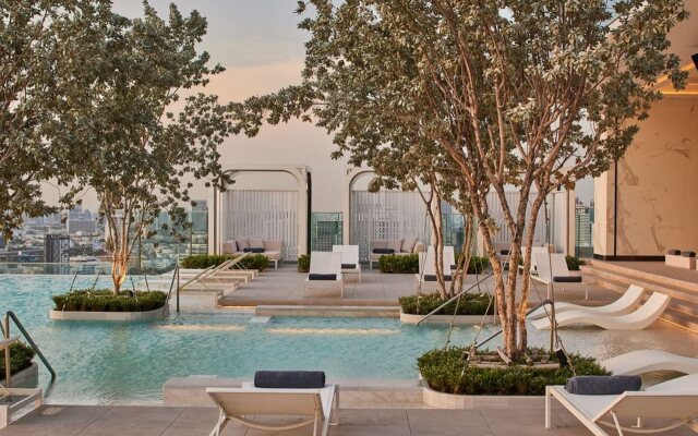 Eastin Grand Hotel Phayathai