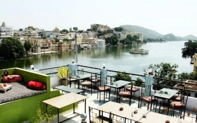 Hotel Hanuman Ghat