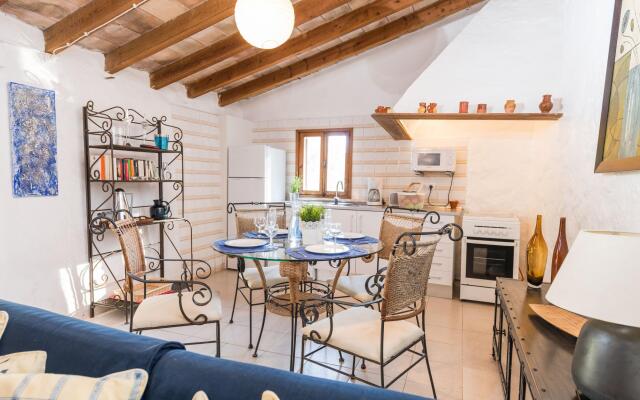 CAN CAPET - Villa with private pool in Andratx. Free WiFi