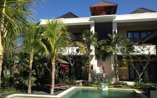 Nike Villas