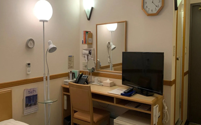 Toyoko Inn Shin Yokohama Station Shinkan