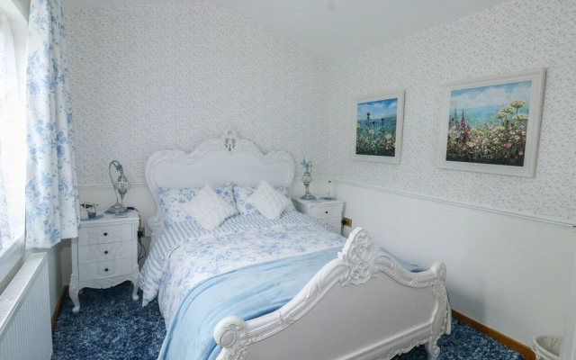 Turnpike Lodge