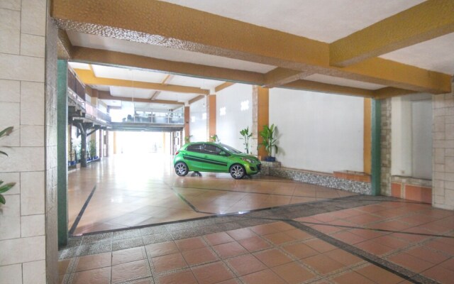 Airy Cihaurgeulis Surapati 235 Bandung