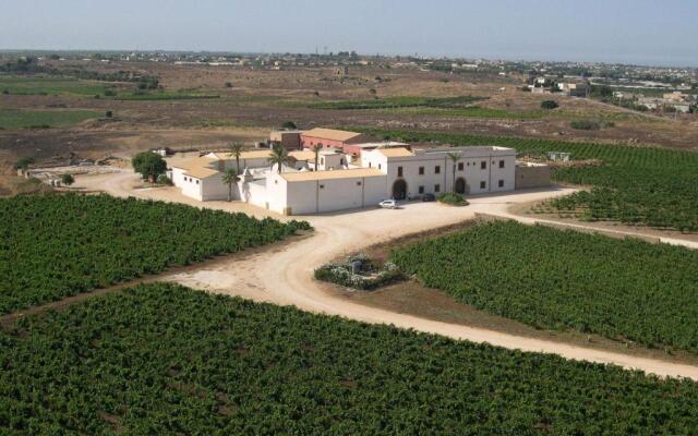 Baglio Donna Franca Wine Resort & Farm Estate