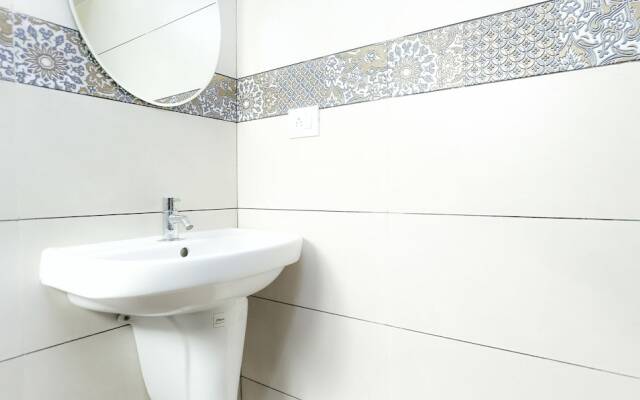 Treebo Trend Dwaraka Grand