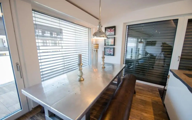 Superb Alpine Lodges Zell am See 6-8pax