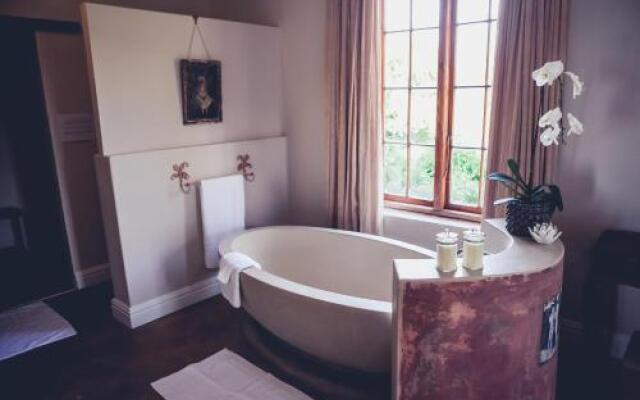 Station House Simondium