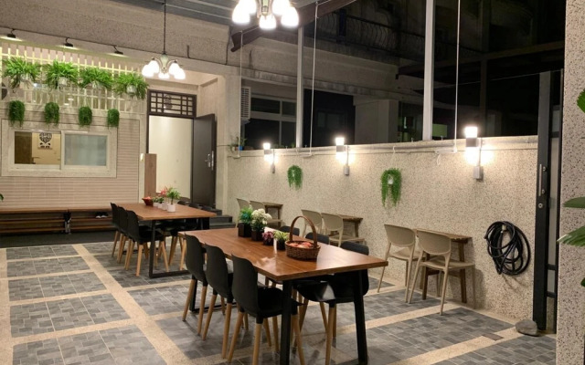 910 Hostel