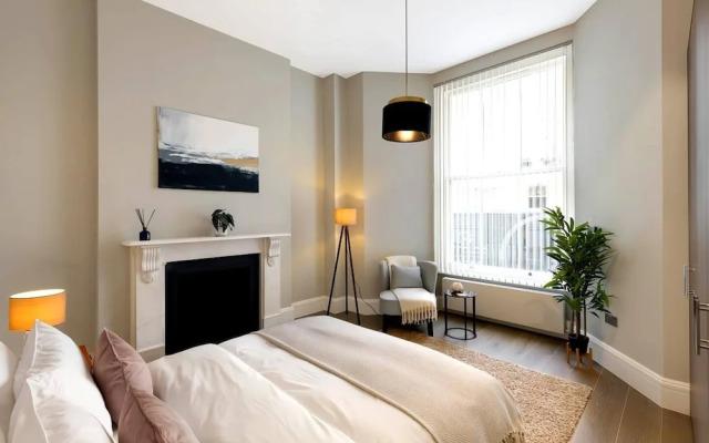 Collingham Road - 2 Bedroom Apartment I