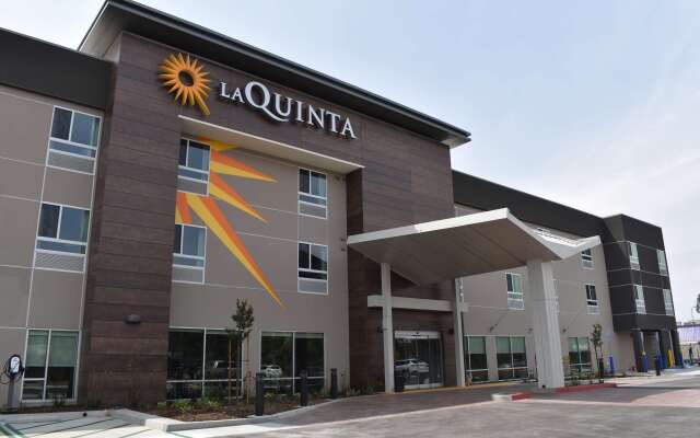 La Quinta Inn & Suites by Wyndham San Bernardino