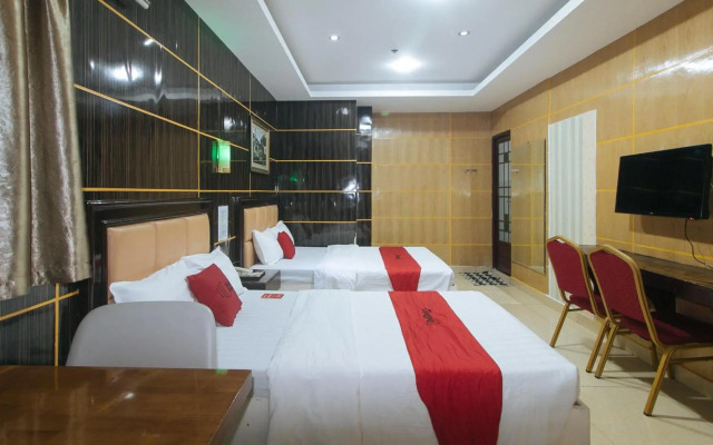 RedDoorz @ Winter Hotel Araneta
