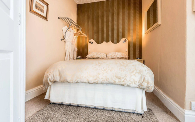 The Glen Guest House