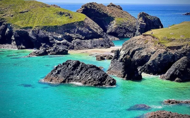 Lovely Holiday Home nr Kynance Cove