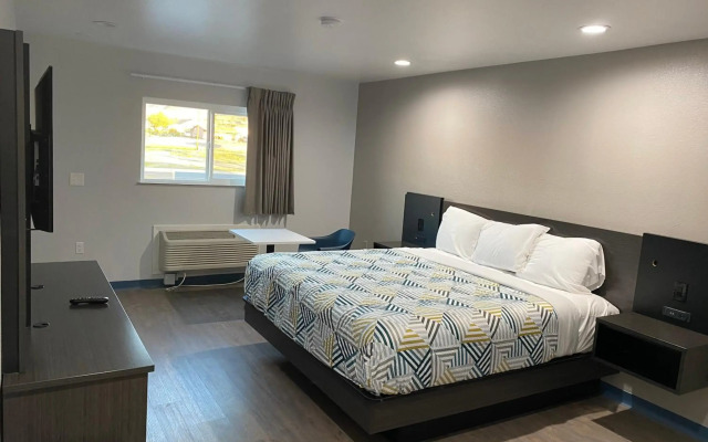 Motel 6 Bullhead City, AZ